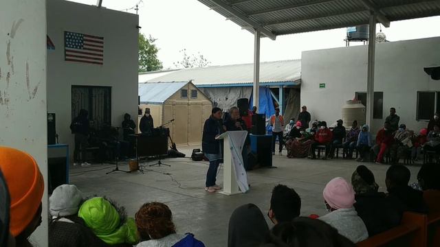 В США через Мексику ➤ День 32 ➤ Воскресная Служба смотреть онлайн