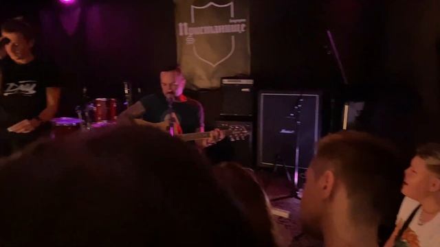 ДМЦ — А на улице мороз (акустика) — Екатеринбург, 1 октября 2023 смотреть онлайн