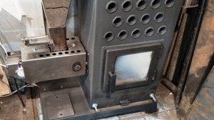 Полуавтоматическая горелка на пеллете из лузги подсолнечника