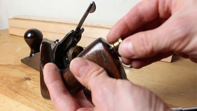 How to repair old Stanley plane rocking handle? Use a washer! Easy way to solve this problem. смотреть онлайн