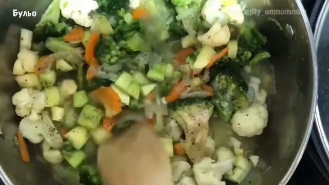 Люблю я овощные крем-супы. Нежные, сливочные и полезные.