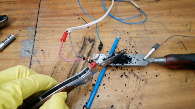 Закалка графитом китайского говно-ножика. смотреть онлайн