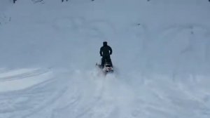 Снегоход тренировка разворота на подъеме