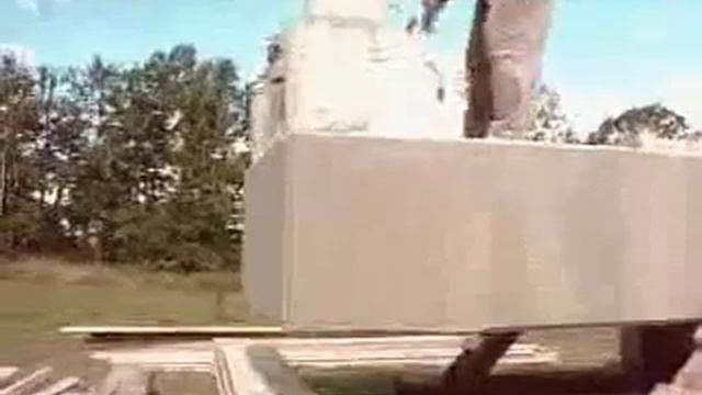 Building Stonehenge - This Man can Move Anything смотреть онлайн