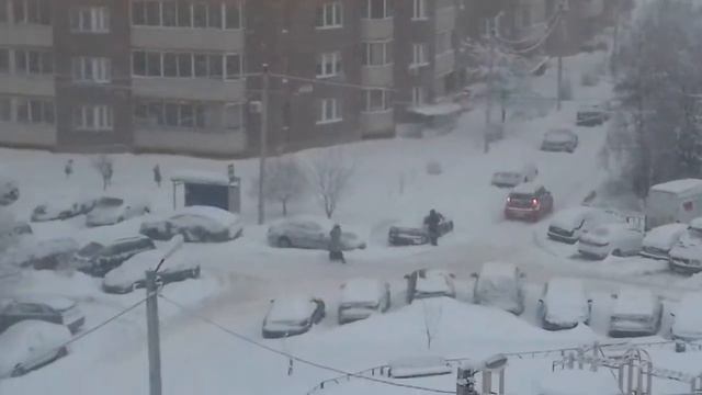Снегопад в Подмосковье! смотреть онлайн