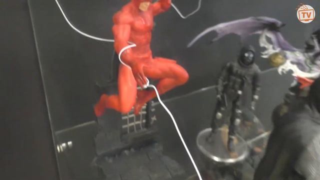 Обзор выставки супер героев и супер злодеев / кино / комиксы Marvel и DC / игры