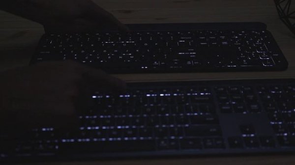 Logitech MX Keys vs Logitech Craft