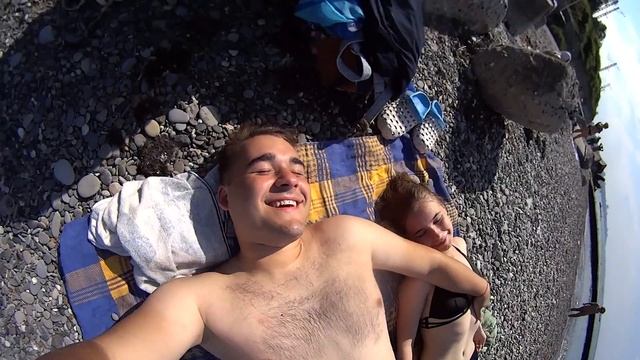 VLOG: КУПАЕМСЯ НА МОРЕ / АНЯ БЕЗ КОСМЕТИКИ / ОТДЫХ В СОЧИ смотреть онлайн