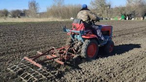 КМЗ 012  с заводским культиватор и бороны