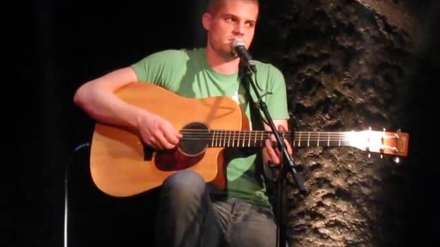 Jay Brannan - Beautifully (live at Sentier des Halles, Paris) смотреть онлайн