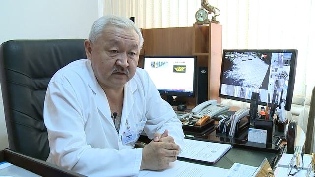 «ONLINE ДОКТОР»: Нурдинов Марат – главный врач стоматологической поликлиники №3 смотреть онлайн