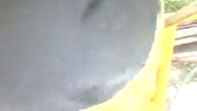 самодельная бетономешалка из бочки. Betoneira caseira смотреть онлайн