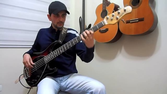 FEIRA DE MANGAIO (Sivuca/Glorinha Gadelha) Baquara Trio - Music Man StingRay 5 смотреть онлайн