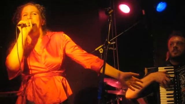 Nadya Kucher - Vernaya Zhena.avi