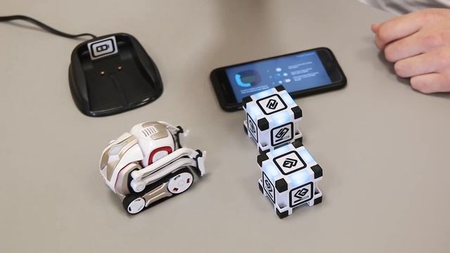 Робот Anki Cozmo - Живой робот! Самый полный обзор на Русском! смотреть онлайн