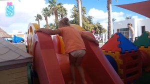 Эмма и Тима на детской площадке в Египте? Видео для детей 0+