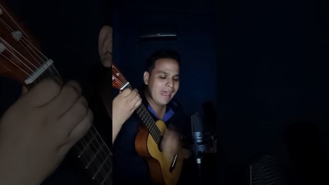 La Mujer Perfecta - Kurt (guitalele cover) смотреть онлайн