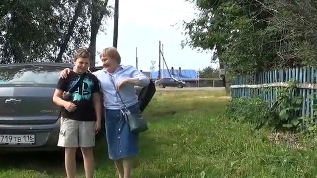 У нас в деревне все свое смотреть онлайн