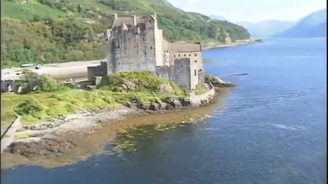 Eilean Donan Castle On Visit To Loch Duich Scottish Highlands Of Scotland смотреть онлайн