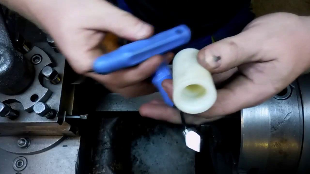 Как быстро снять фаску на капролоне. Фаскосниматель Noga. смотреть онлайн