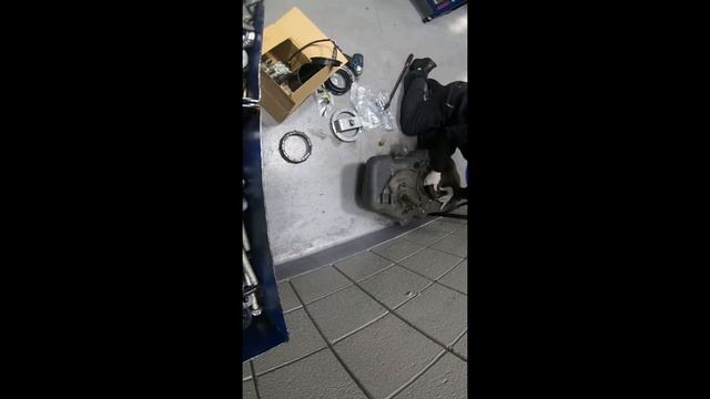 How to diagnosed and replaced Adblue Fill Level Sensor On Mercedes Benz смотреть онлайн