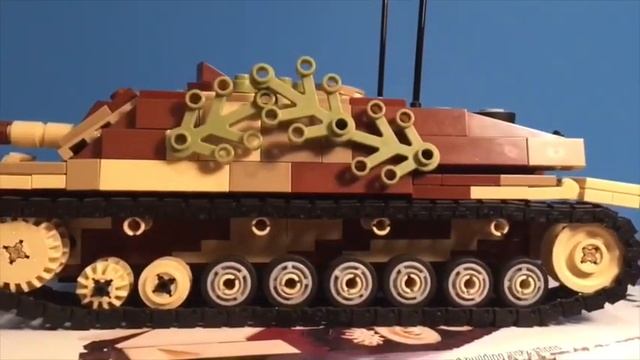 Brickmania Lego WW2 Ambush Camo Kits смотреть онлайн