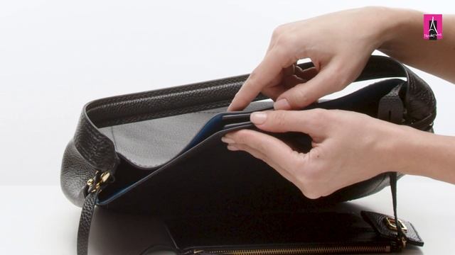 Видеообзор I Женская сумка хобо MARC JACOBS THE DIRECTOR HOBO 2694192 смотреть онлайн