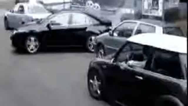 Девушка паркуется / Девушки и парковка / Ржач! смотреть онлайн