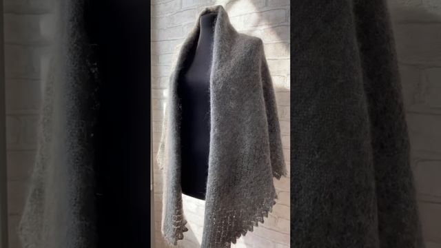 Пуховая шаль «Настоящая Зимняя» смотреть онлайн