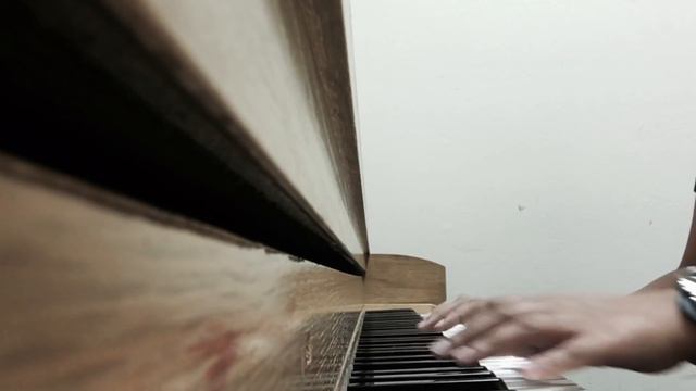 Miraculous ladybug theme song- piano cover смотреть онлайн