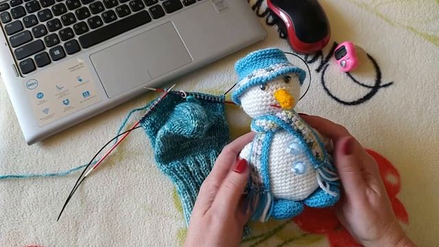 TAG "Осень, рыжая подружка, помогает в повязушках..." смотреть онлайн