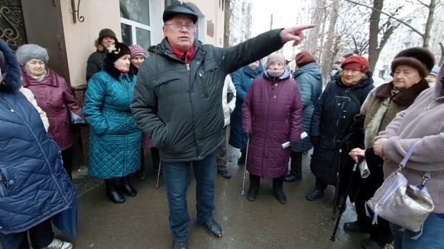 Вам там больше делать не хрена? Житель ул. Сакко и Ванцетти о переименовании смотреть онлайн