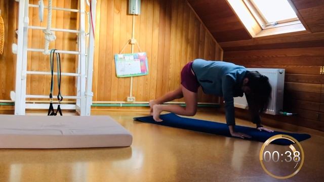 Супер эффективная тренировка на 12 минут. Как похудеть и убрать жир с бедер? смотреть онлайн