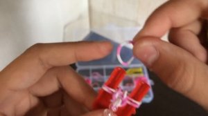 Как плести браслеты из резинок | Самый простой способ