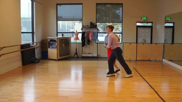 Learn to Lindy Hop in a Day Workshop - video recap with demo смотреть онлайн