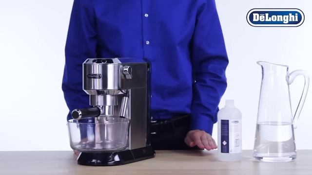 De'Longhi Dedica, EC680: How To Descale Your Machine смотреть онлайн