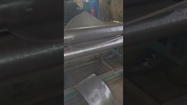 Изготовление конуса 400х1420 на трех валковых вальцах / Making conus 400x1420 on three rollers смотреть онлайн