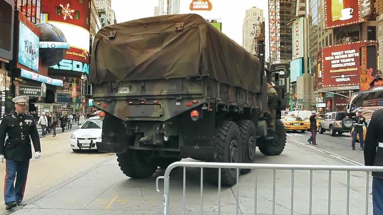 Нью Йорк. "СВБГ". "Друзья". Рождество 2012. Часть 2-я смотреть онлайн