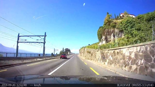 Road from Montreux to Louisiana along lake Geneva смотреть онлайн