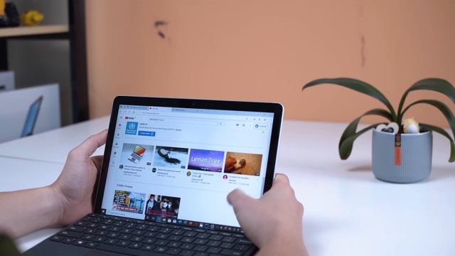 So Sánh Surface Go 2 Và Laptop Truyền Thống ? смотреть онлайн