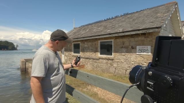 How I Meter My Scenes Using The Sekonic Light Meter.