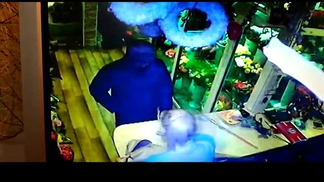 Кража букета цветов в магазине Благовещенска смотреть онлайн