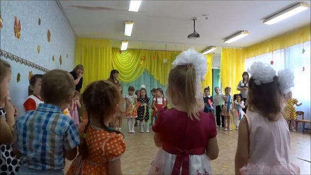 осенний праздник в детском саду. Фрагмент смотреть онлайн