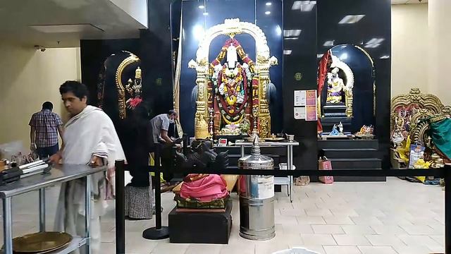 LIVE | Lord Rudra Abhishekam | Indian Flag Hoisting | Sayana Aarti | Sri Lakshmi Ganapathi Temple смотреть онлайн