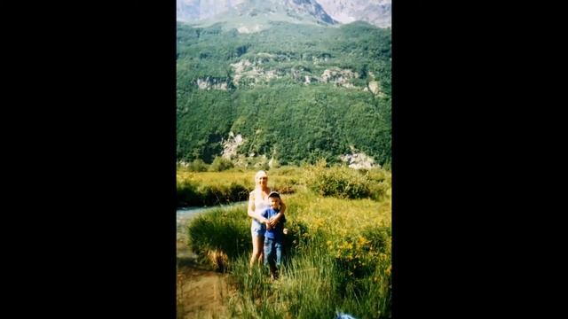 Лето в Домбае,июль 2007 год. смотреть онлайн