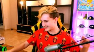 ЯНДЕКС АЛИСА - НОВЫЙ АКИНАТОР ?