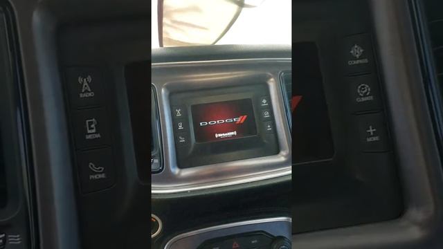 Manual start 2016 dodge challenger (dead keyfob) смотреть онлайн