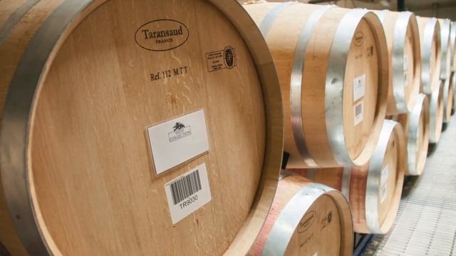 Panthera Russian River Chardonnay from The Hess Collection смотреть онлайн