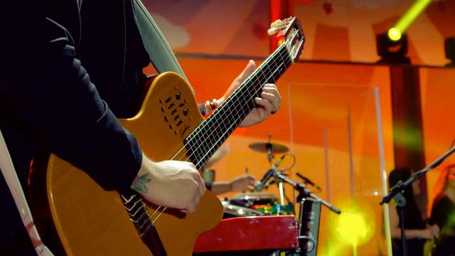 Gusttavo Lima - Eu Vou Pra Igreja - DVD O Embaixador In Cariri (Ao Vivo) смотреть онлайн