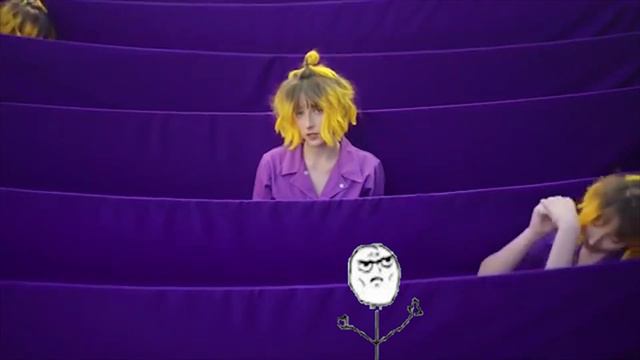 Tessa Violet - Russkiye Vpered!